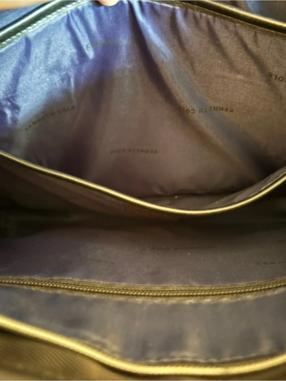 Kenneth Cole Reaction Black Chevron 15” laptop & tablet tote bag